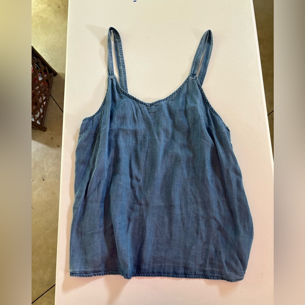 C&C California Light Blue Chambray Top